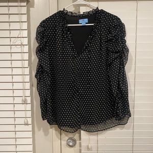 Women’s black/white Polka Dot puff sleeve blouse